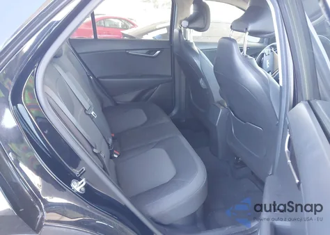 2023 Kia Niro Lx z USA, uszkodzony, nr VIN KNDCP3LE7P5101714